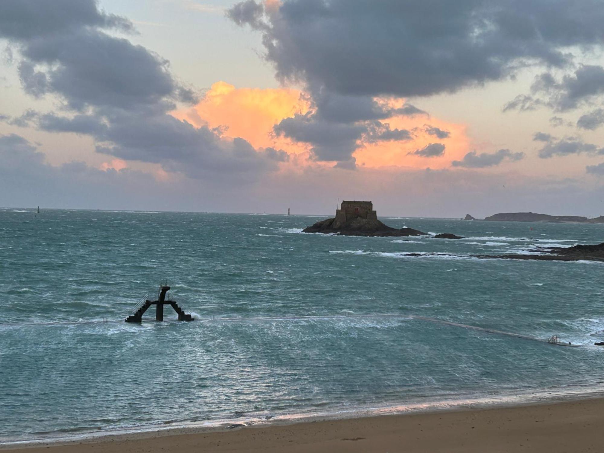 Hotel Les Chiens Du Guet Saint-Malo Zewnętrze zdjęcie